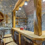 Vikendica Vineyard Homestead Vrtin - Happy
