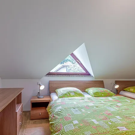 Prázdninový dům Vineyard Homestead Vrtin - Happy Dragatuš