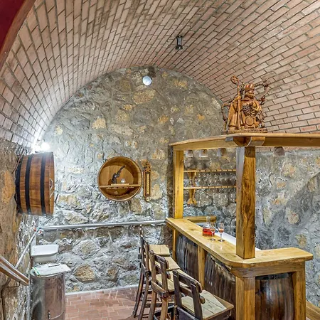 Vineyard Homestead Vrtin - Happy Prázdninový dům Dragatuš