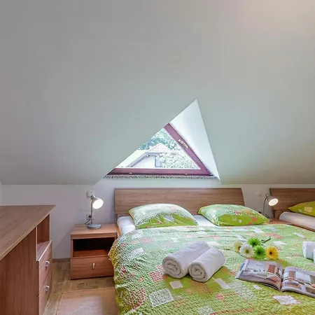 Holiday home Vrtin Vineyard Family Retreat - Happy Rentals *