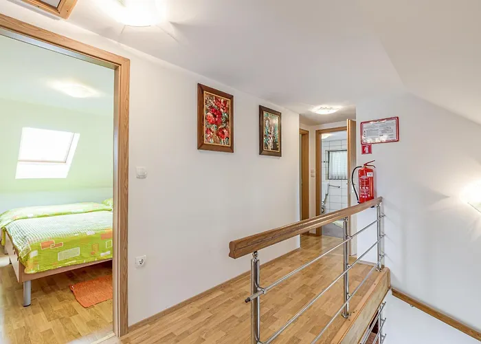 Vineyard Homestead Vrtin - Happy Vakantiehuis *