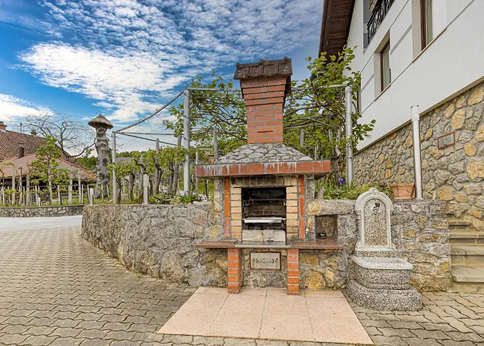 Vineyard Homestead Vrtin - Happy * Dragatuš